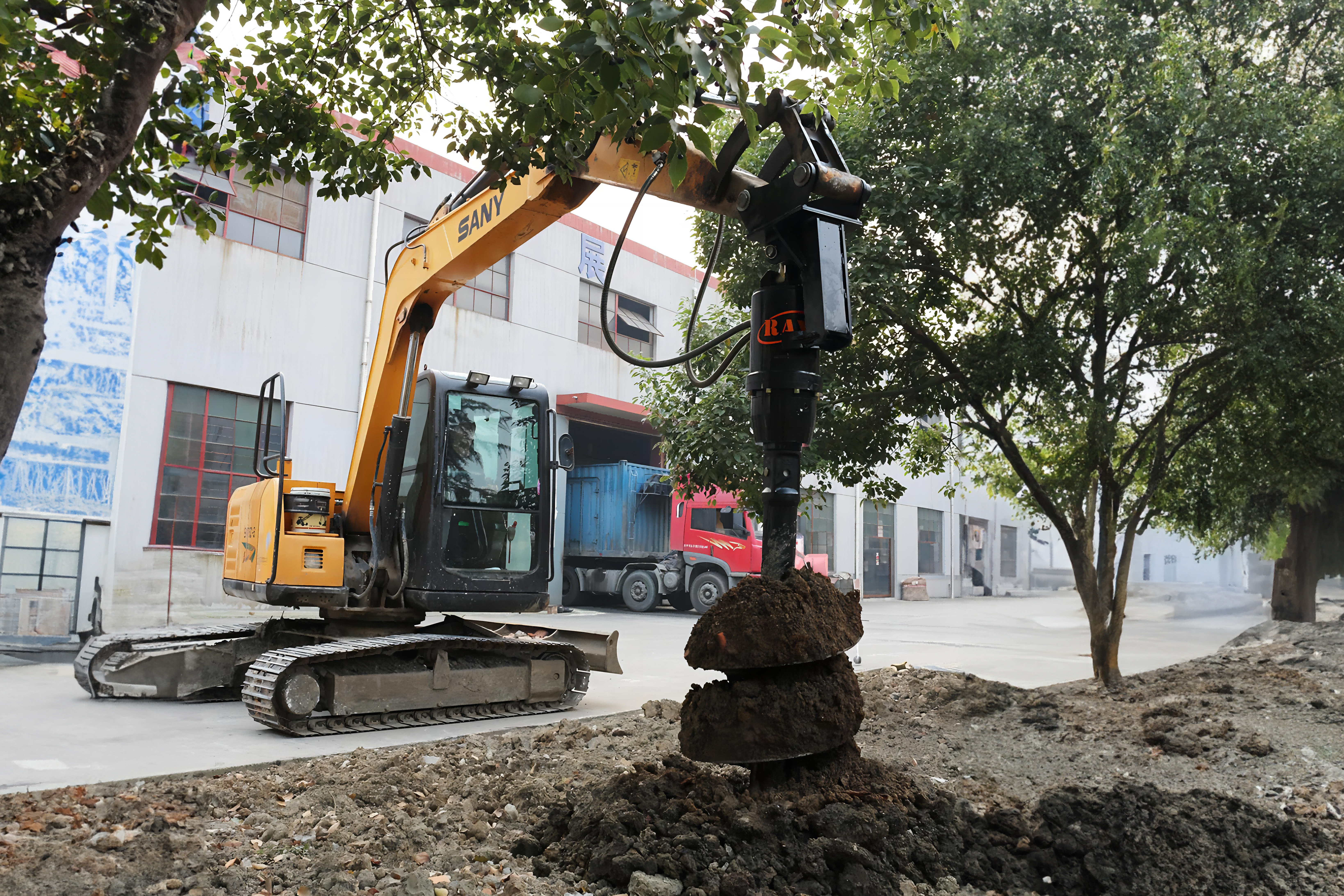 “最大化效率和安全性：在农场和牧场上释放液压螺旋钻系统的力量