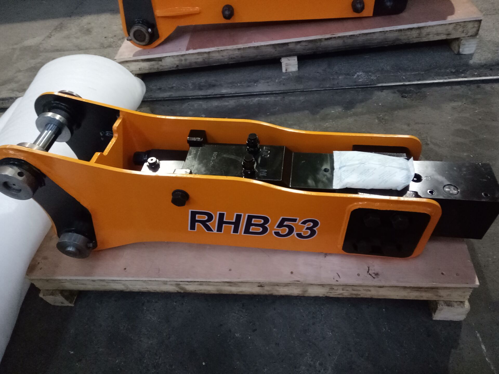 RHB53 Breaker.jpg